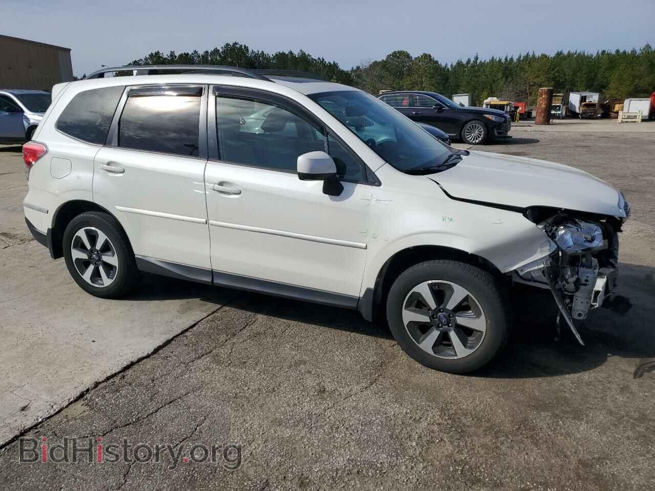 2017 SUBARU FORESTER - VIN: JF2SJAGC7HH548491 - Фото 4