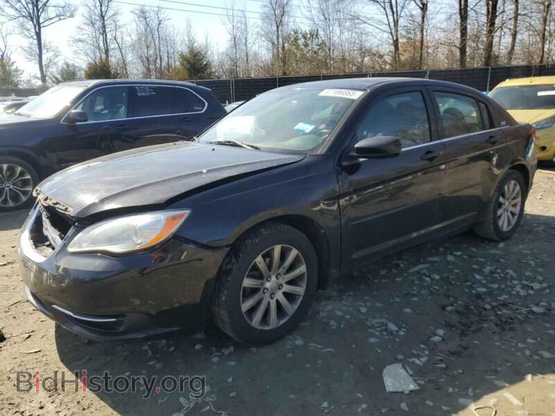 2013 Chrysler 200 Touring (VIN 1C3CCBBG5DN659554) — фото 1 из 12, Copart, повреждение: передняя часть