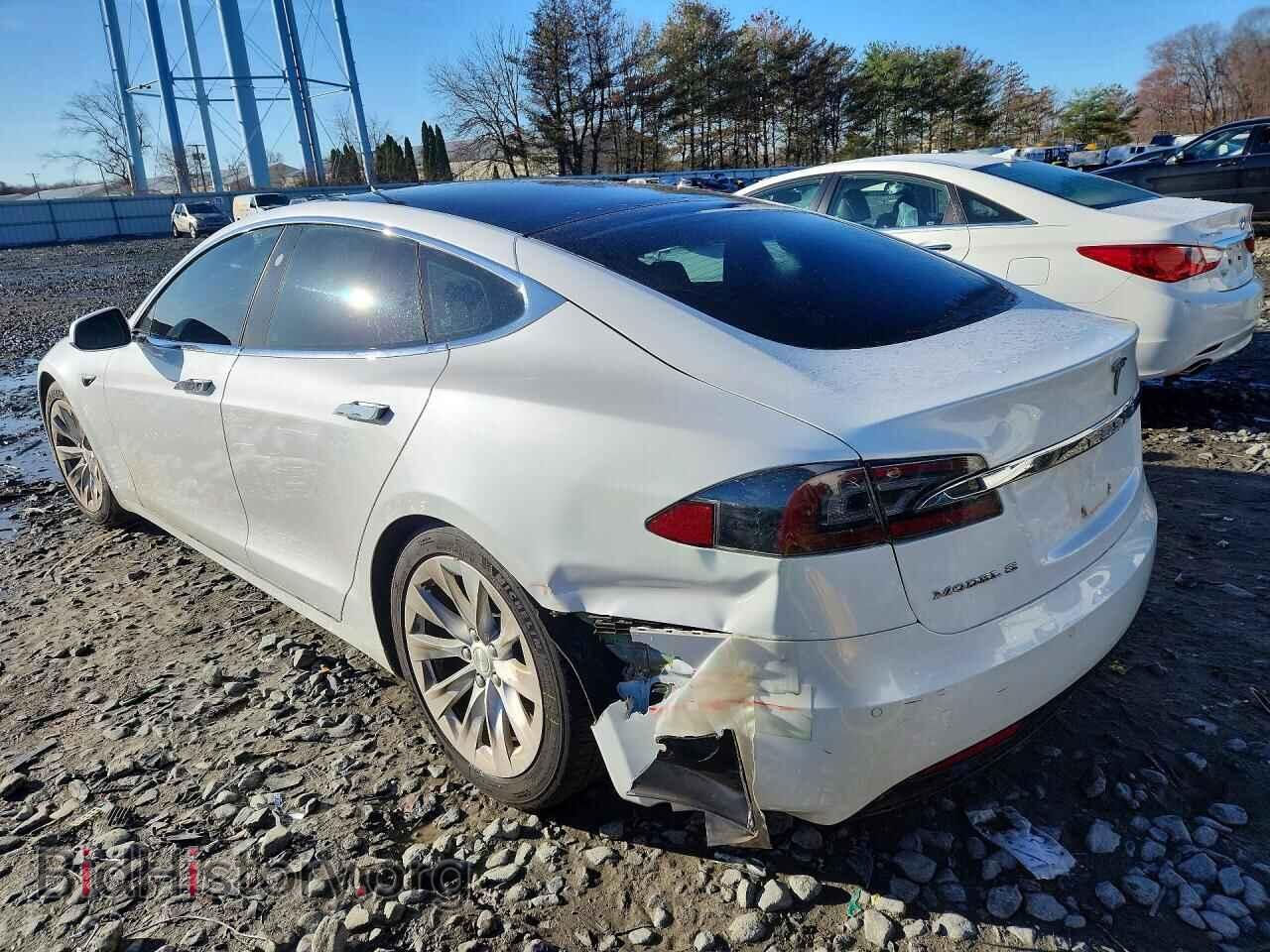 2017 TESLA MODEL S - VIN: 5YJSA1E27HF192455 - Photo 2