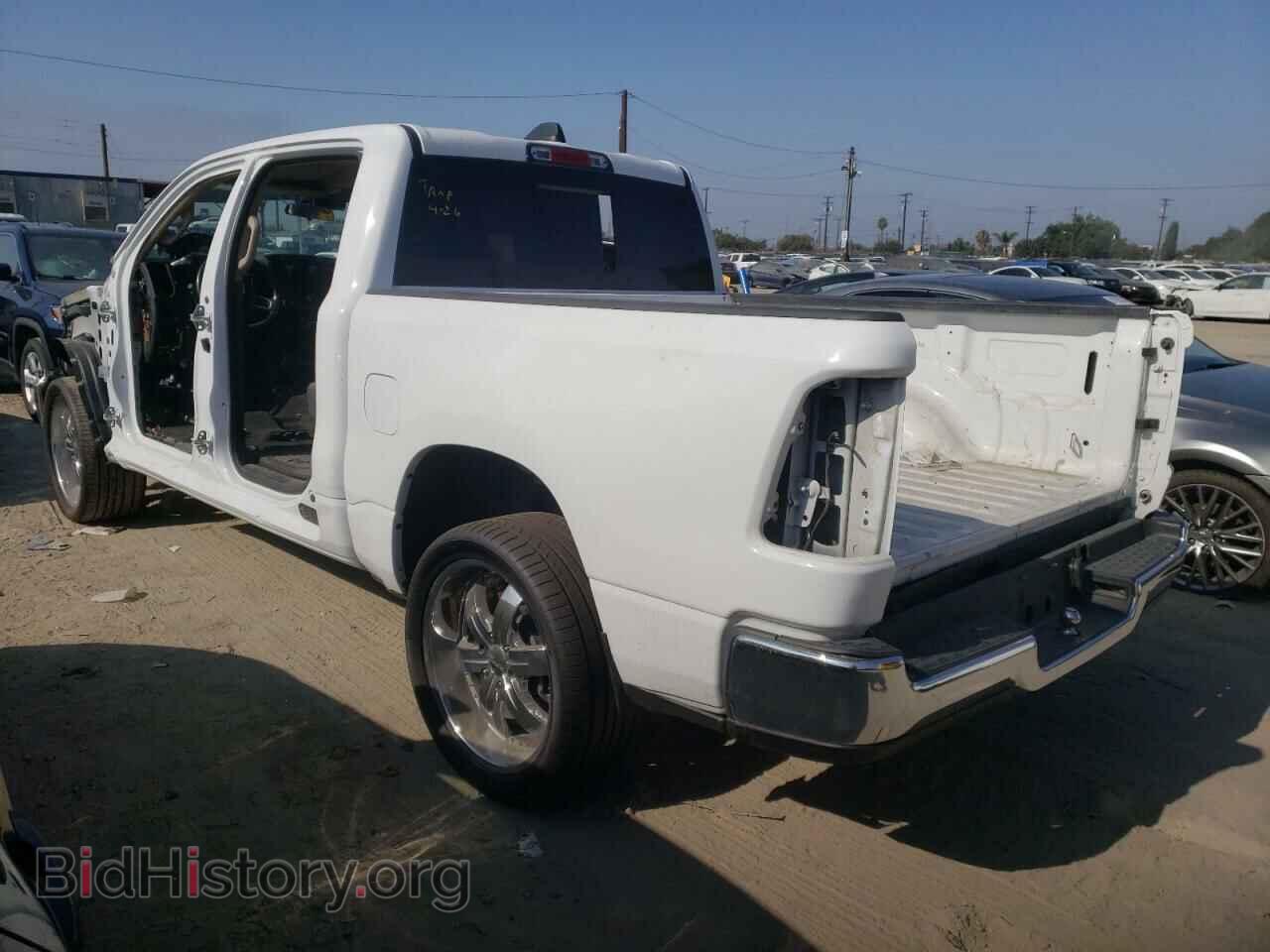 2019 RAM 1500 - VIN: 1C6RREFG3KN701207 - Фото 3