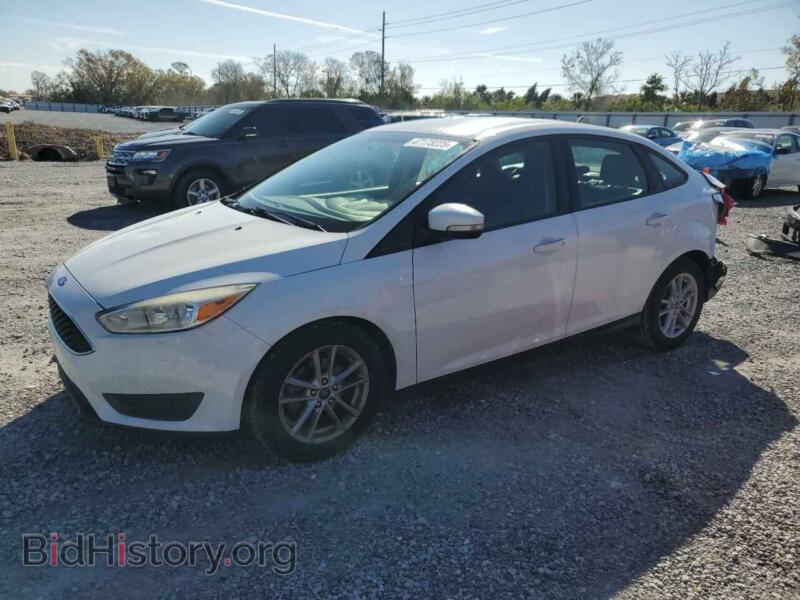 2017 Ford FOCUS SE (VIN 1FADP3F23HL232227) — фото 1 из 12, Copart, повреждение: задняя часть