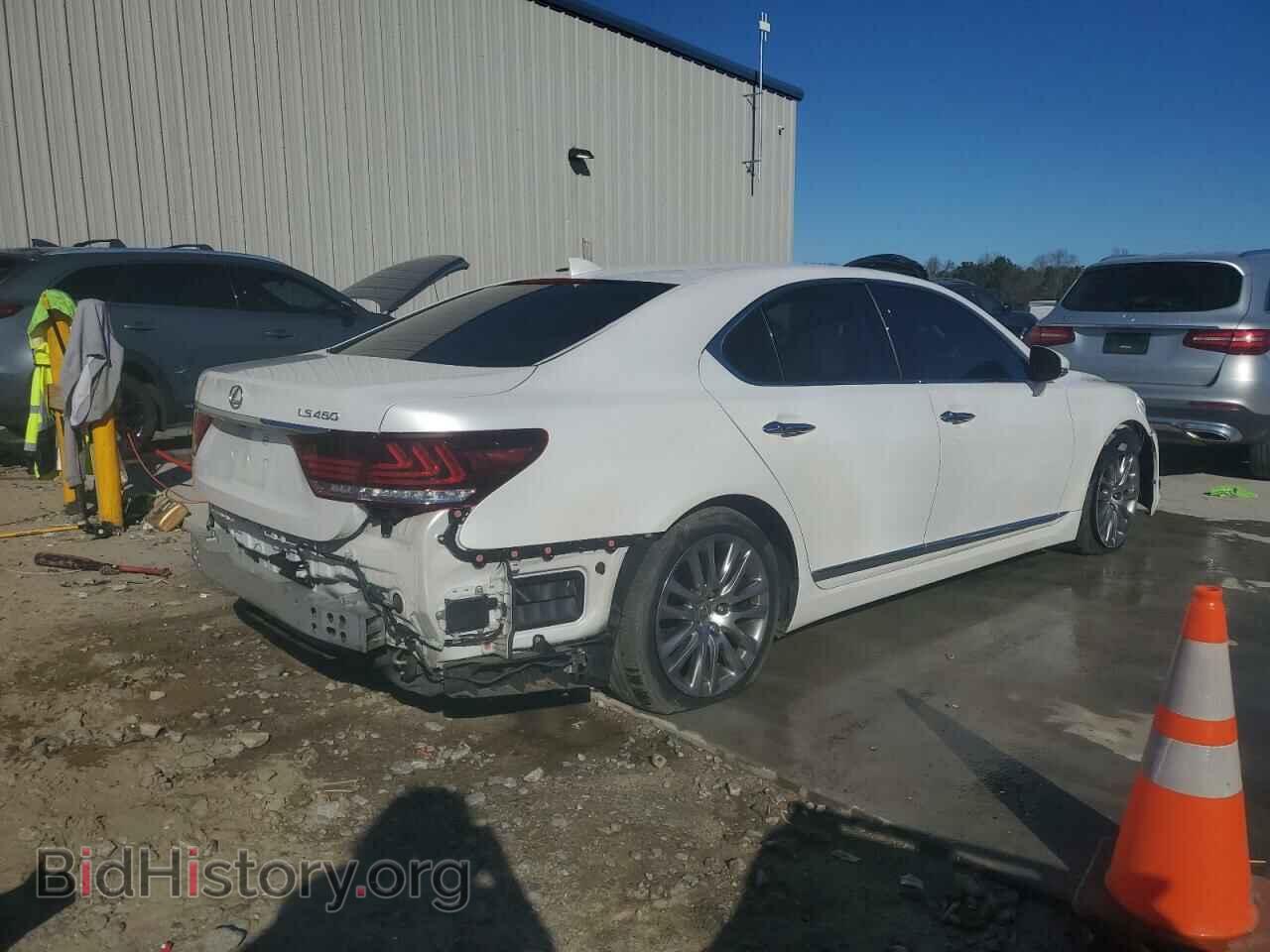 2016 LEXUS LS460 - VIN: JTHBL5EF0G5140720 - Photo 3