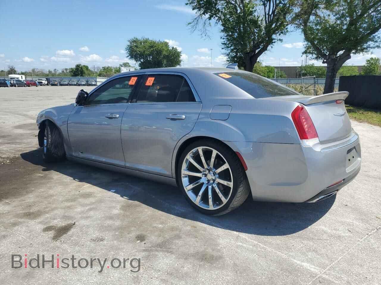 2017 CHRYSLER 300 - VIN: 2C3CCAAG7HH540169 - Фото 2