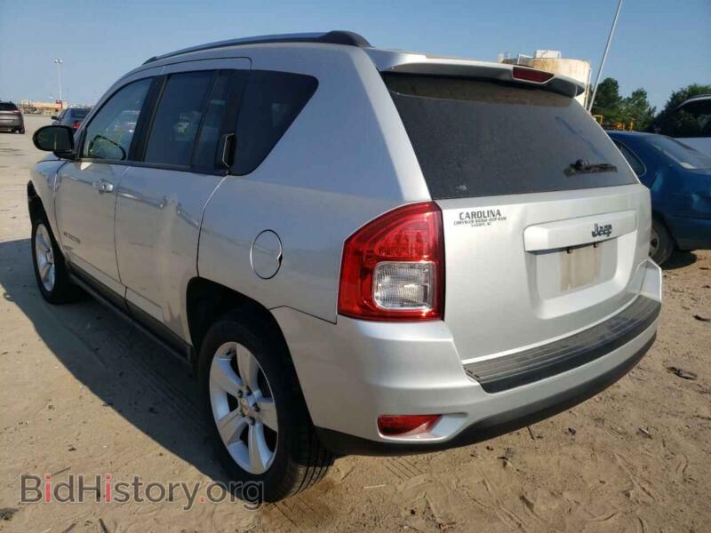 2011 Jeep COMPASS (VIN 1J4NT1FA8BD259988) — photo 3 of 10