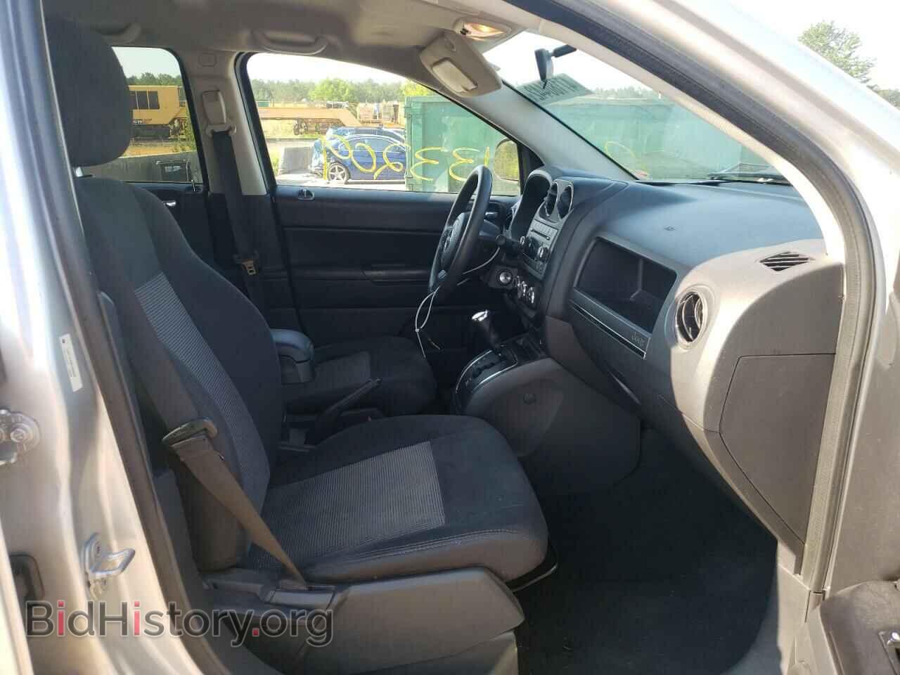 2011 JEEP COMPASS - VIN: 1J4NT1FA8BD259988 - Photo 5