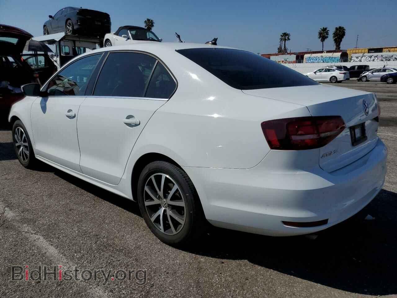 2017 VOLKSWAGEN JETTA - VIN: 3VWDB7AJ4HM262279 - Фото 2