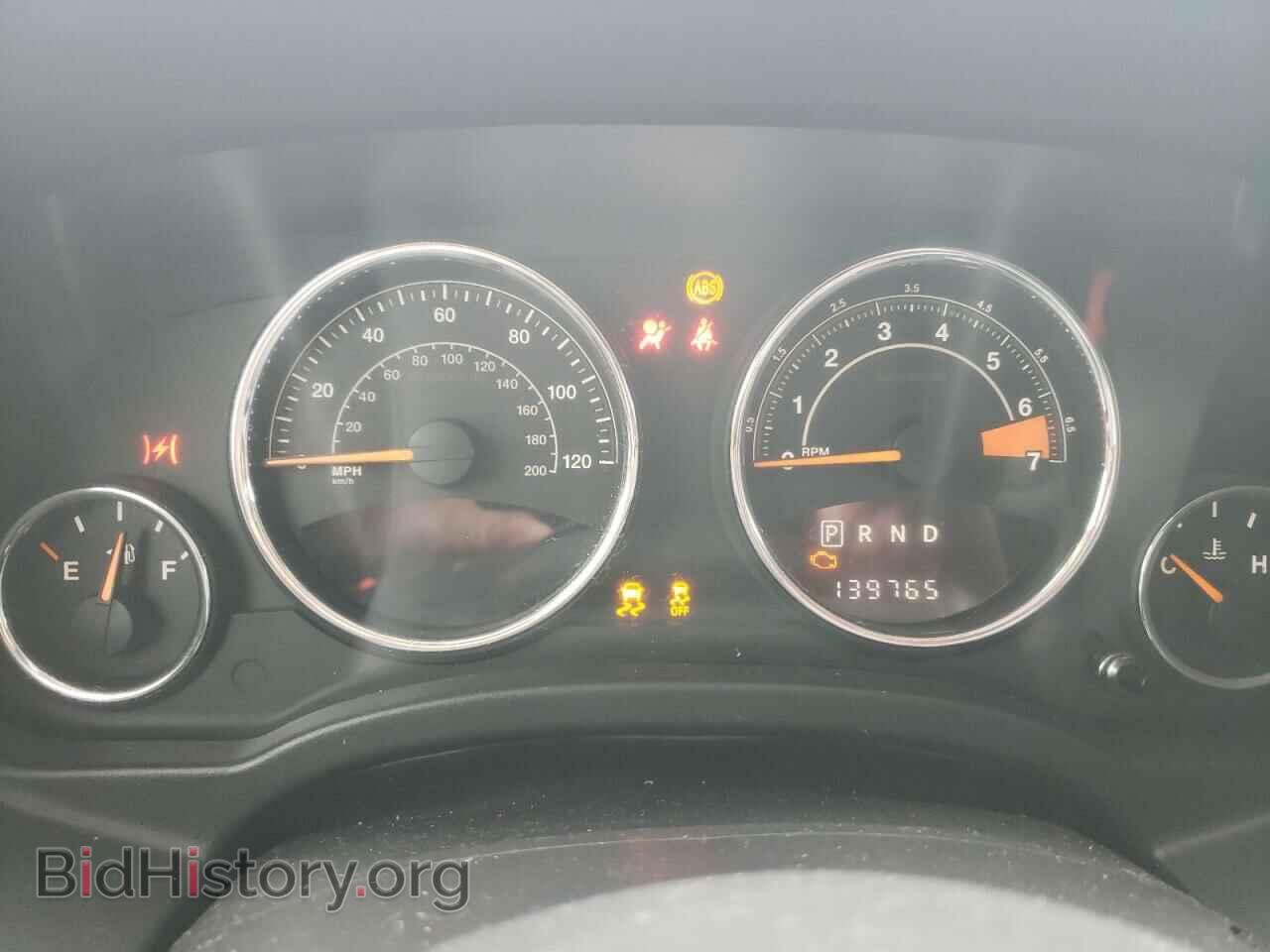 2014 JEEP COMPASS - VIN: 1C4NJCEAXED831236 - Photo 9