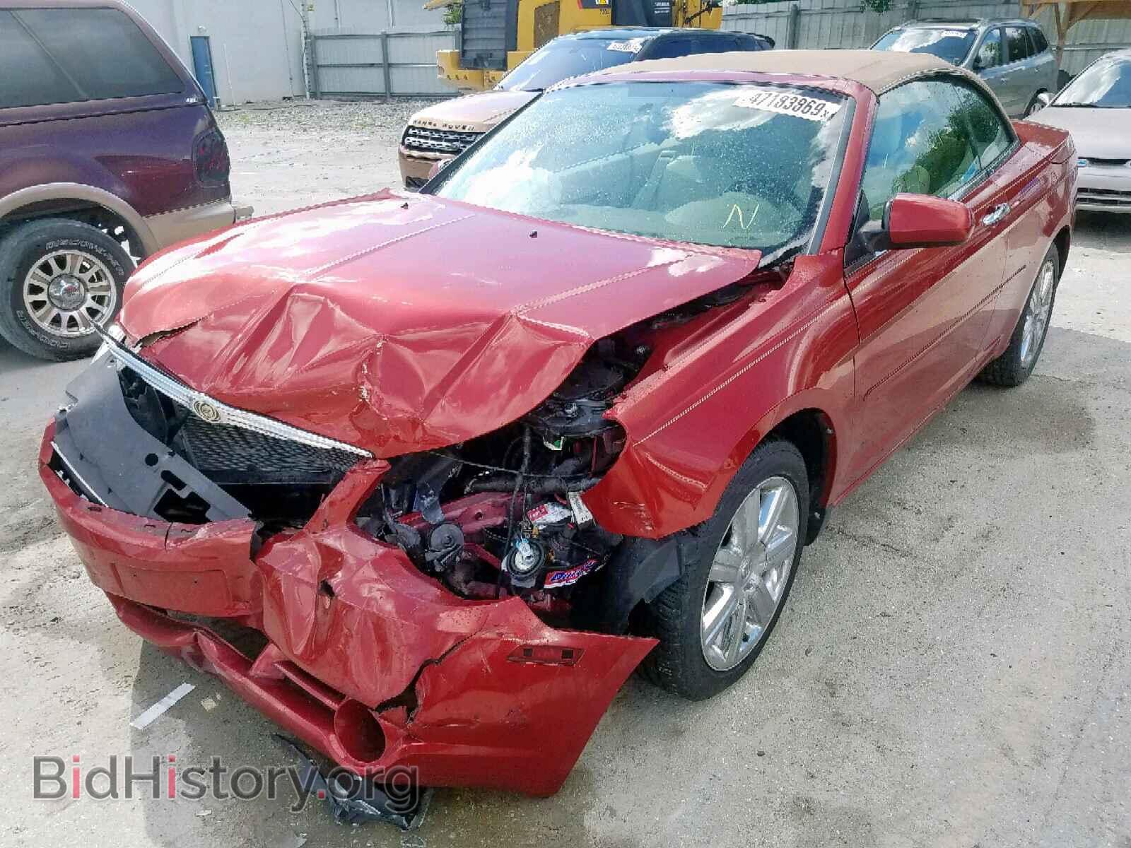 2010 CHRYSLER SEBRING - VIN: 1C3BC6EV2AN202063 - Фото 2