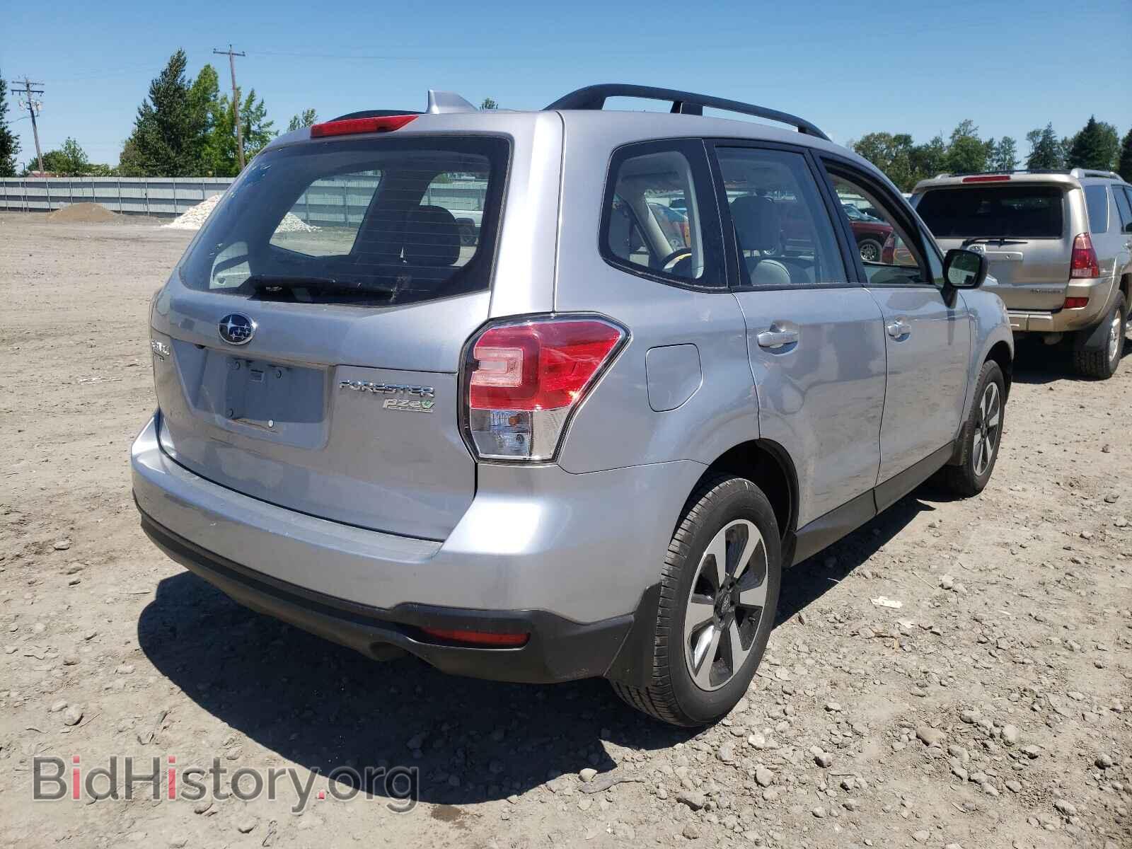 2017 SUBARU FORESTER - VIN: JF2SJABC2HH565724 - Фото 4