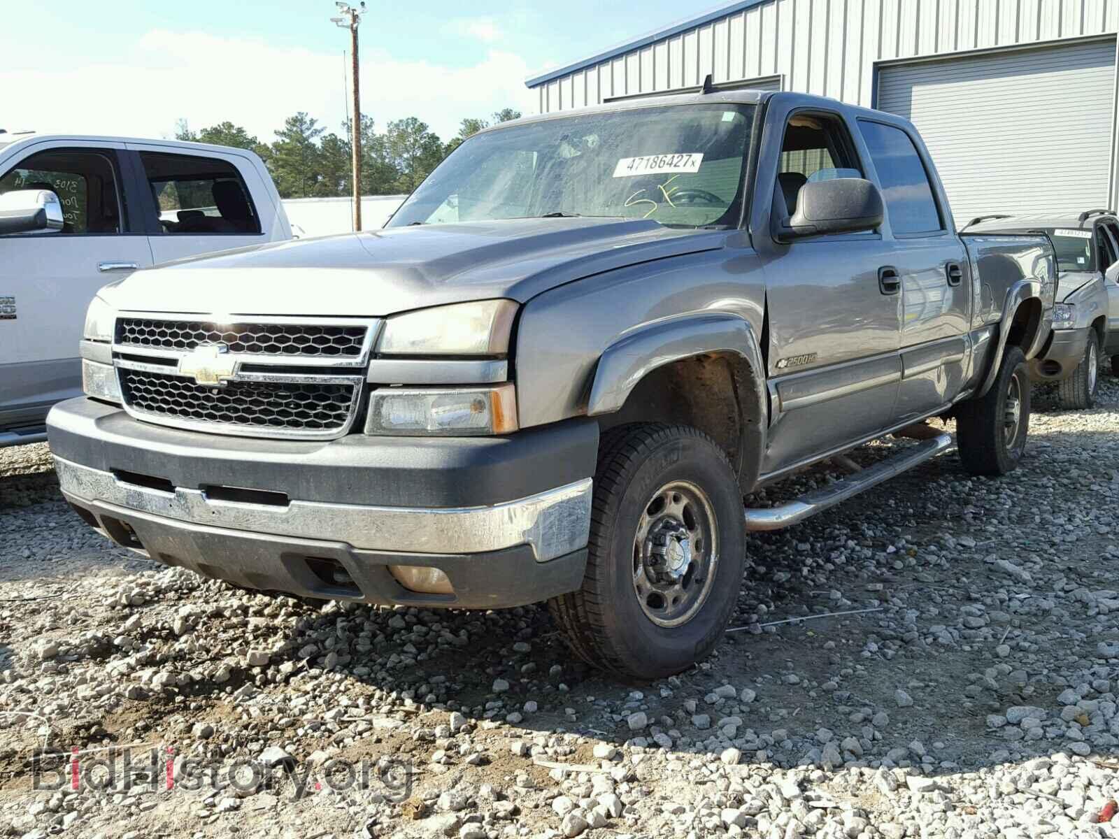 2006 CHEVROLET SILVERADO - VIN: 1GCHK23U46F262598 - Фото 2