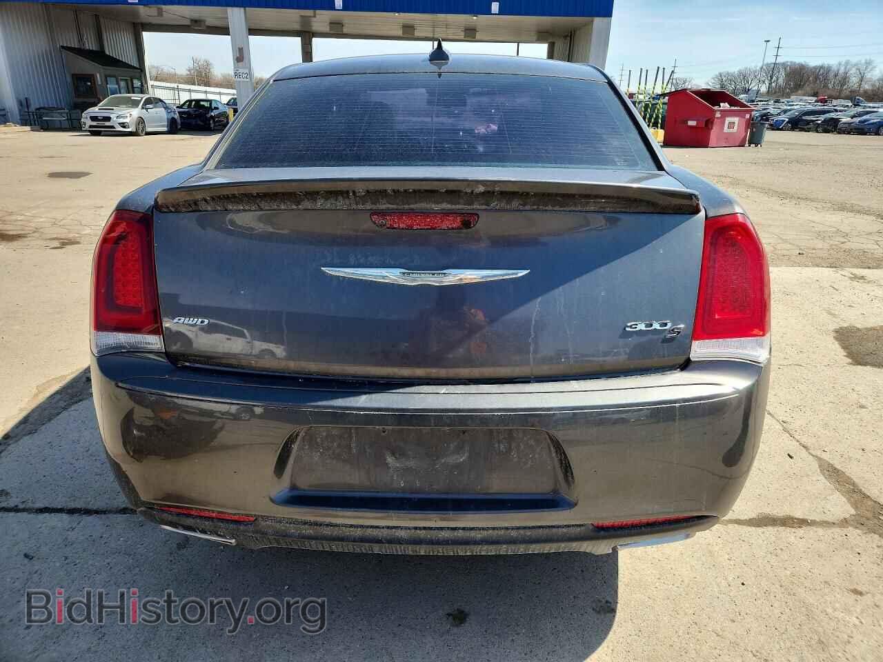 2019 CHRYSLER 300 - VIN: 2C3CCAGG2KH569772 - Photo 6