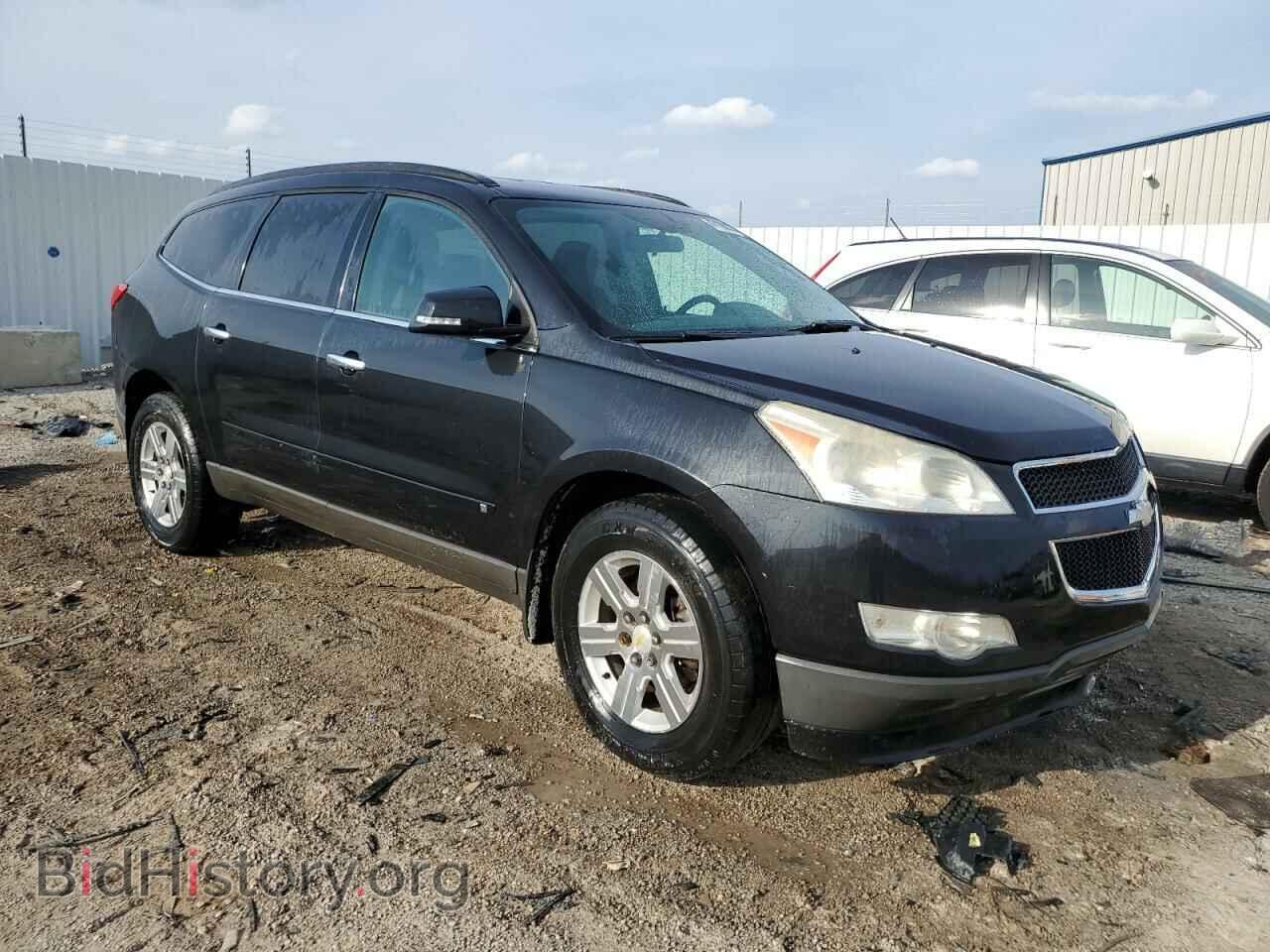 2010 CHEVROLET TRAVERSE - VIN: 1GNLVFED7AS110067 - Фото 4