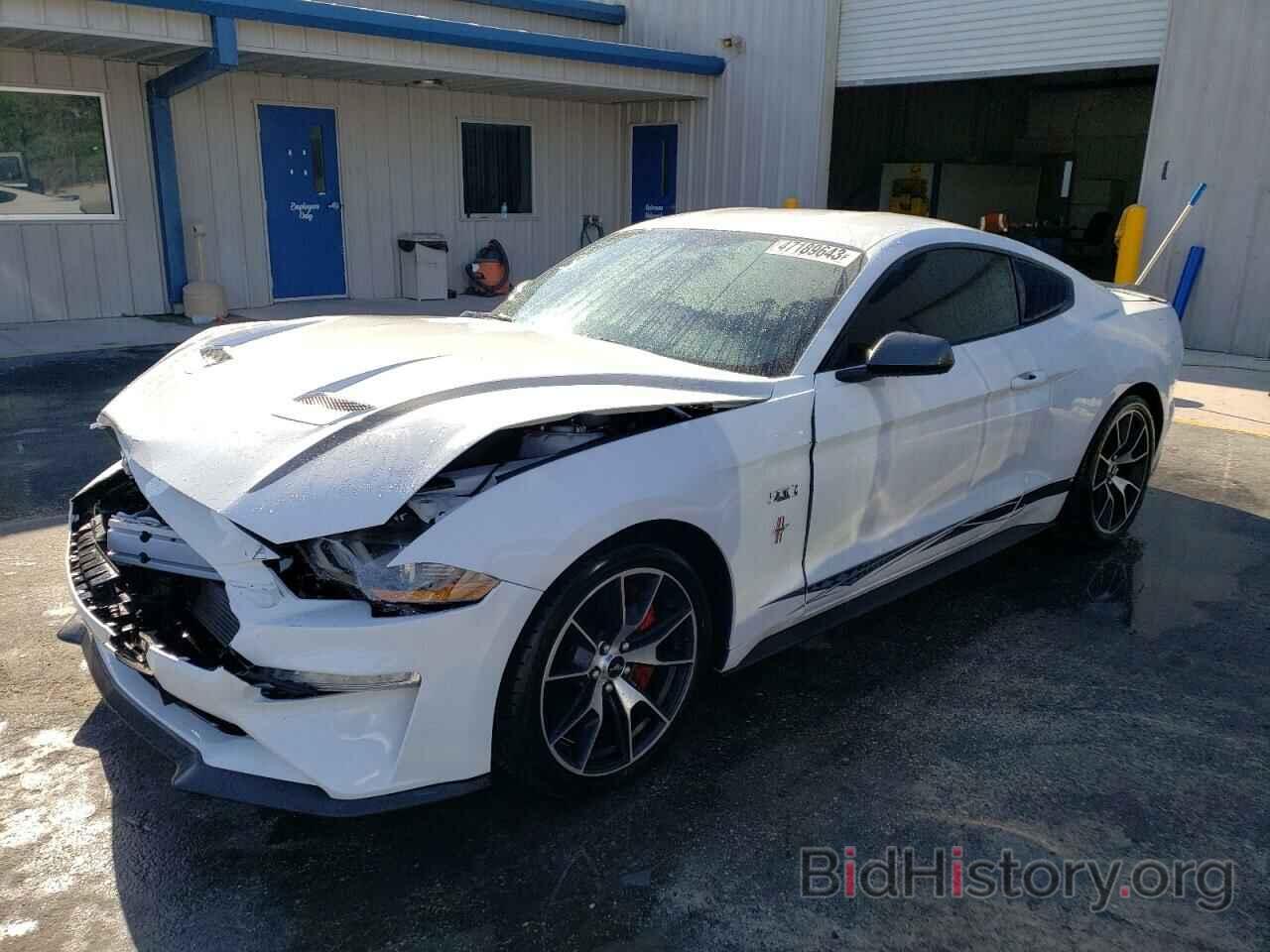 Photo 1FA6P8TD8L5123352 - FORD MUSTANG 2020