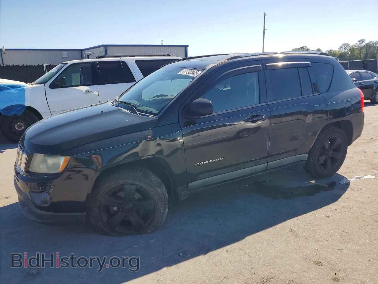 Photo 1J4NT1FB4BD224230 - JEEP COMPASS 2011