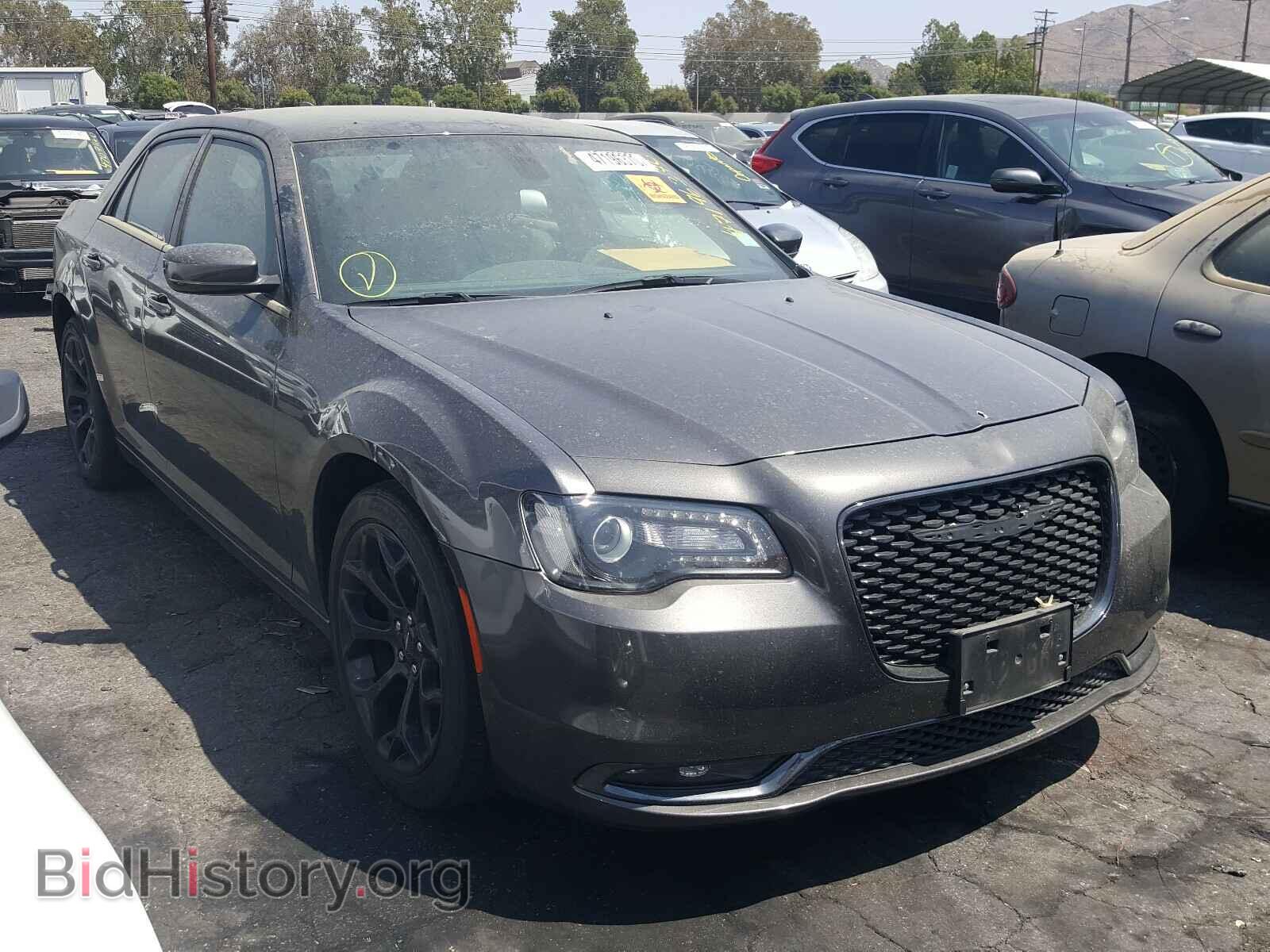Фотография 2C3CCABG6KH562802 - CHRYSLER 300 2019