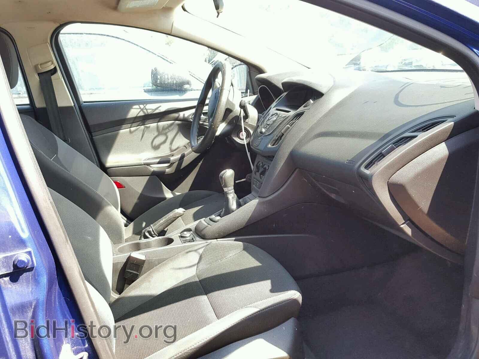 2012 Ford FOCUS (VIN 1FAHP3E24CL349603) — photo 5 of 10