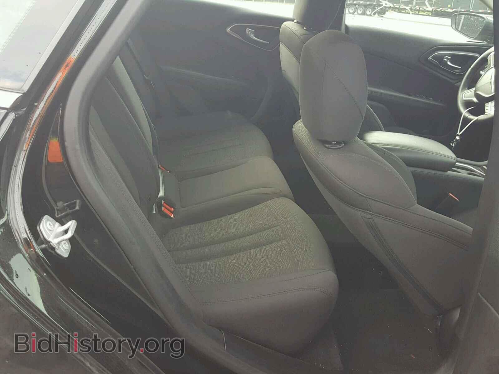 2016 CHRYSLER 200 - VIN: 1C3CCCAB0GN104575 - Фото 6