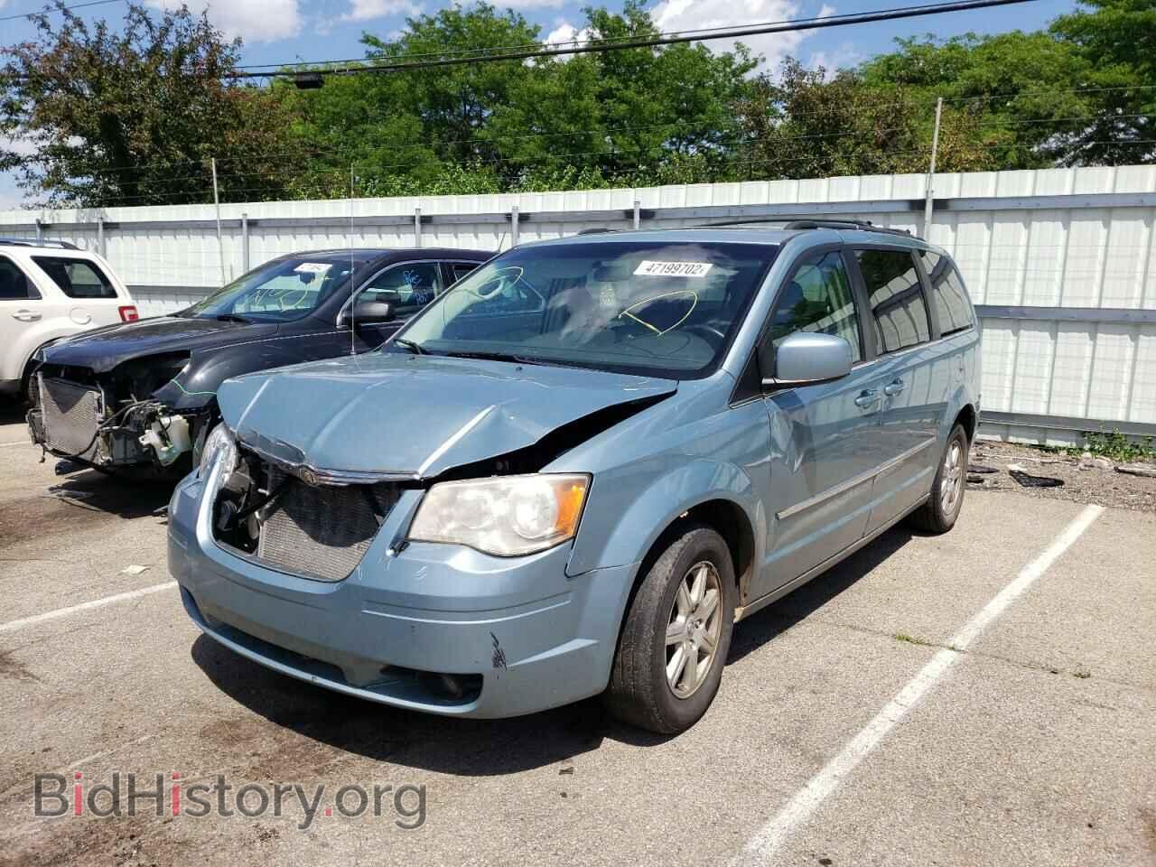 2010 CHRYSLER MINIVAN - VIN: 2A4RR8DX3AR358309 - Фото 2
