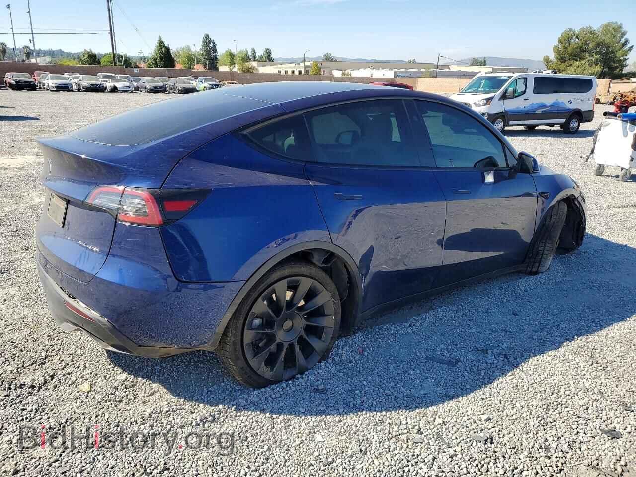 2024 TESLA MODEL Y - VIN: 7SAYGDEE6RF005151 - Фото 3