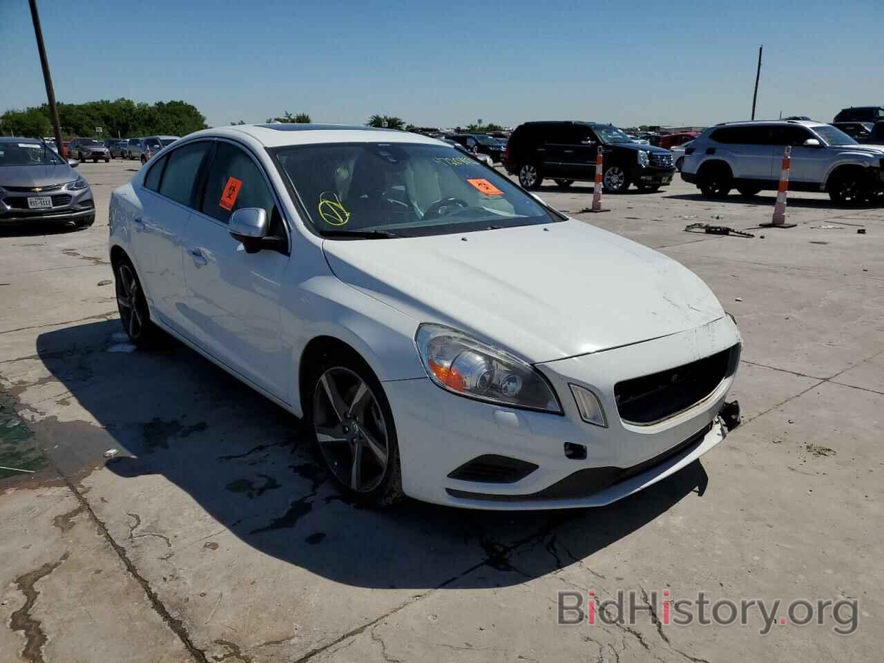 Photo YV1902FH8D2181630 - VOLVO S60 2013