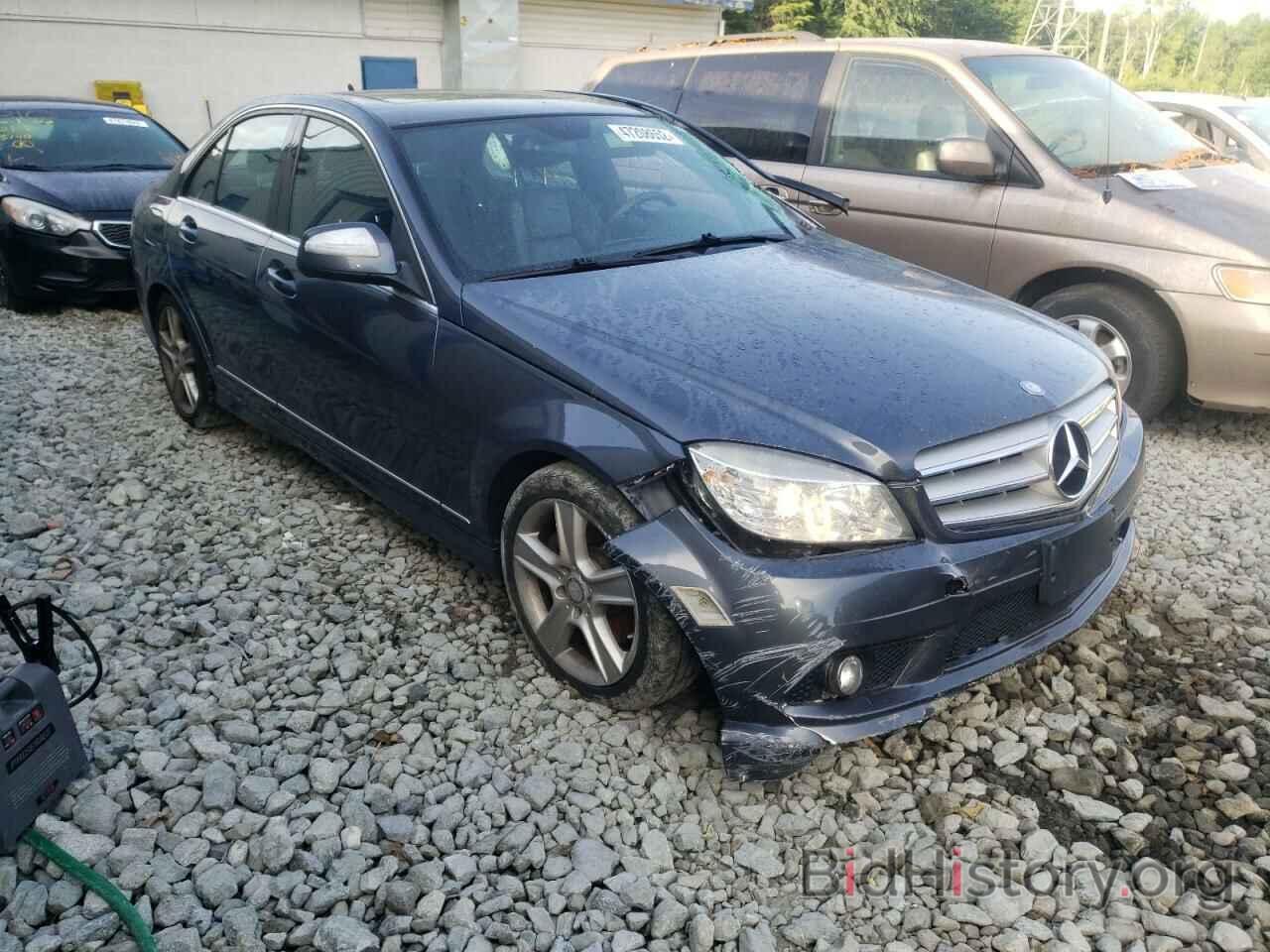 Photo WDDGF56X39R050663 - MERCEDES-BENZ C-CLASS 2009