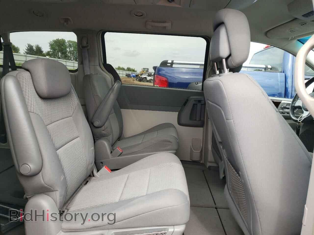 2010 CHRYSLER MINIVAN - VIN: 2A4RR5D17AR369615 - Фото 6