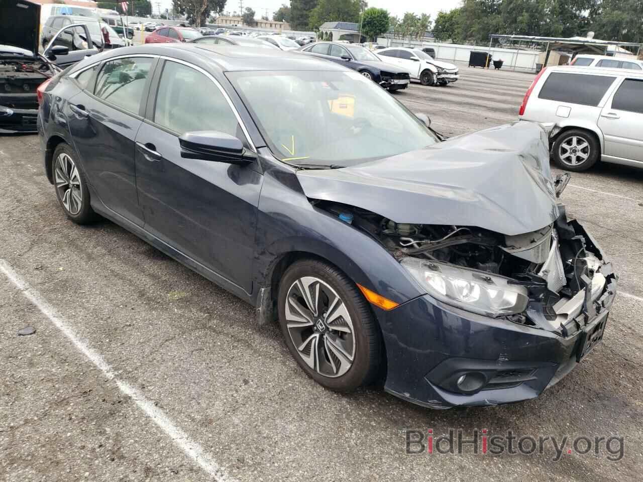 Photo 2HGFC1F30JH643472 - HONDA CIVIC 2018