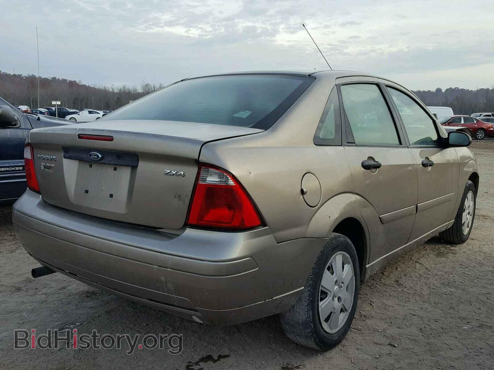2005 FORD FOCUS - VIN: 1FAFP34N55W266640 - Фото 4