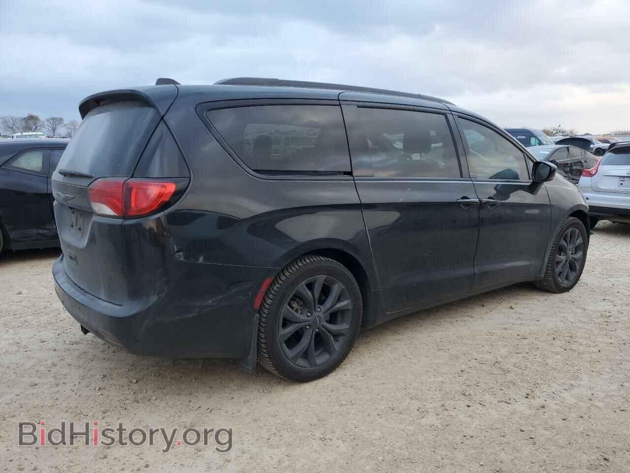 2018 CHRYSLER PACIFICA - VIN: 2C4RC1BG2JR204272 - Photo 3