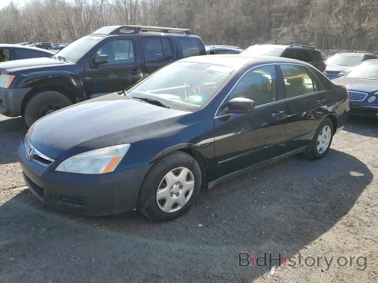 Photo 1HGCM56467A063165 - HONDA ACCORD 2007