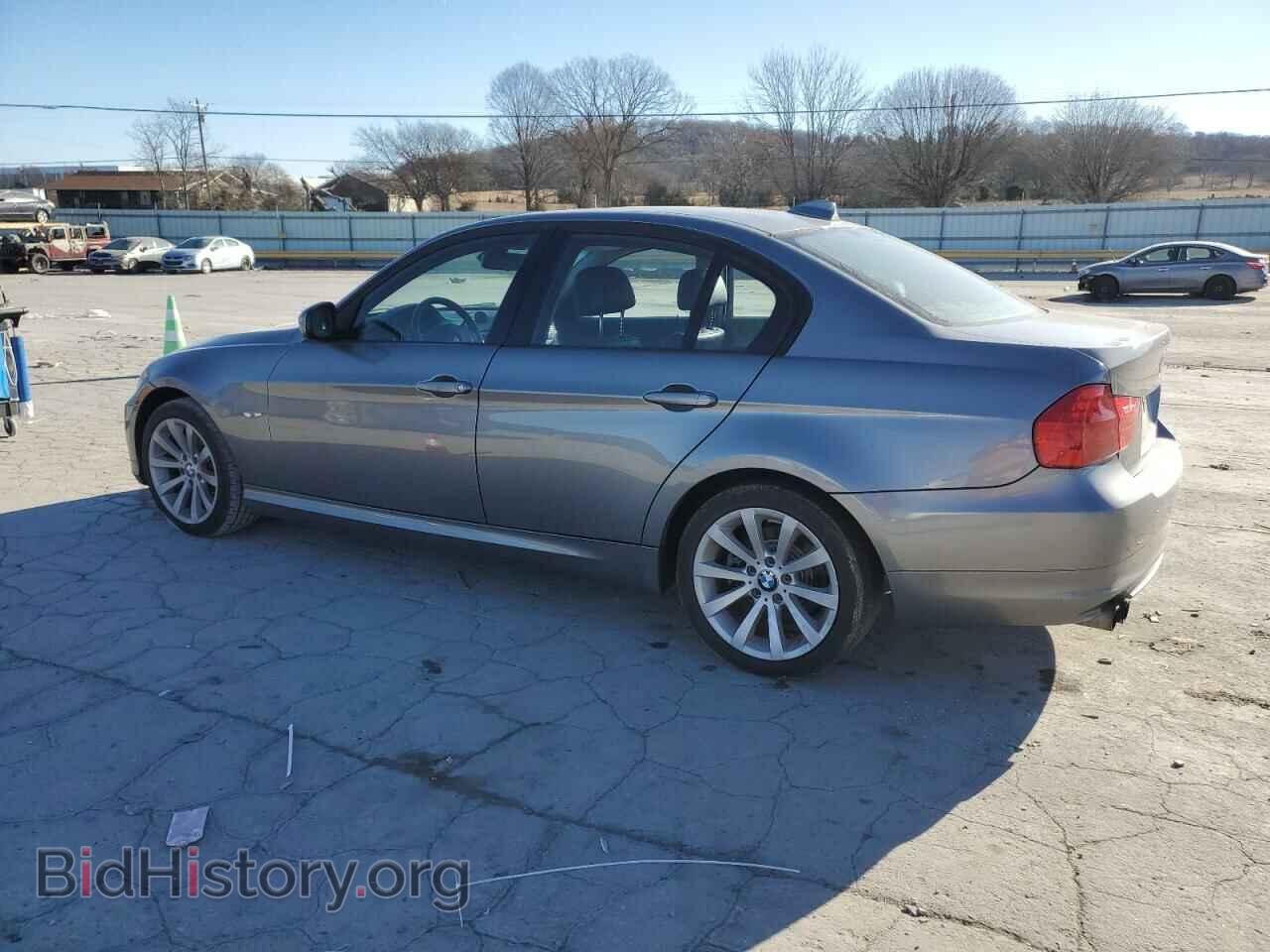 2011 BMW 3 SERIES - VIN: WBAPH7C52BE461565 - Фото 2