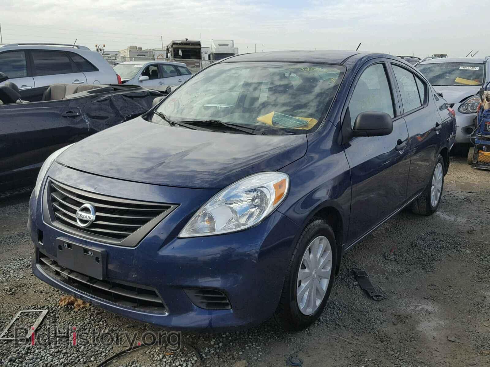 2014 NISSAN VERSA - VIN: 3N1CN7AP1EL820412 - Photo 2