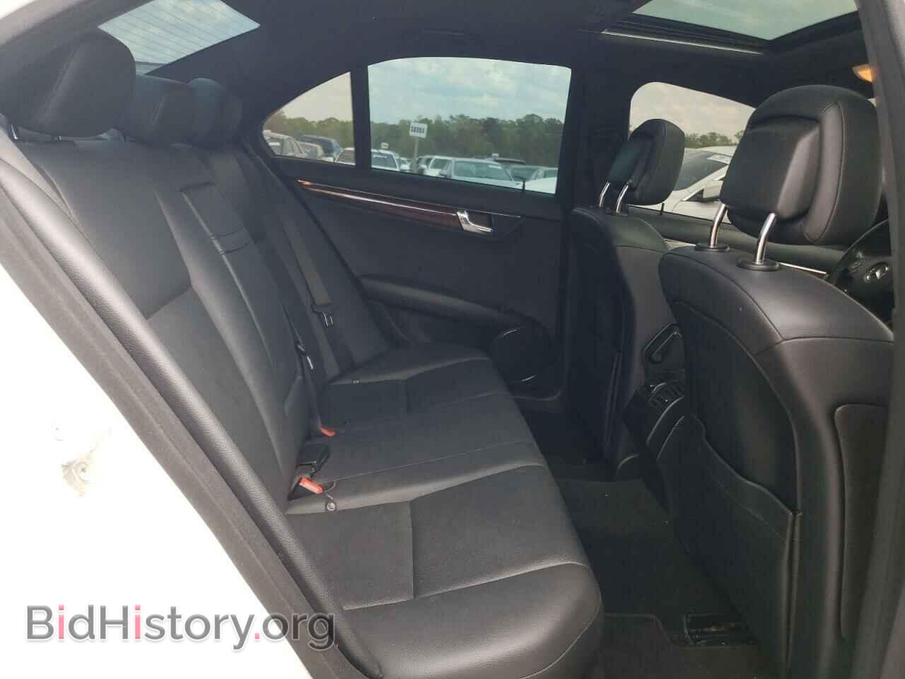 2011 MERCEDES-BENZ C-CLASS - VIN: WDDGF5EB9BR140010 - Фото 10