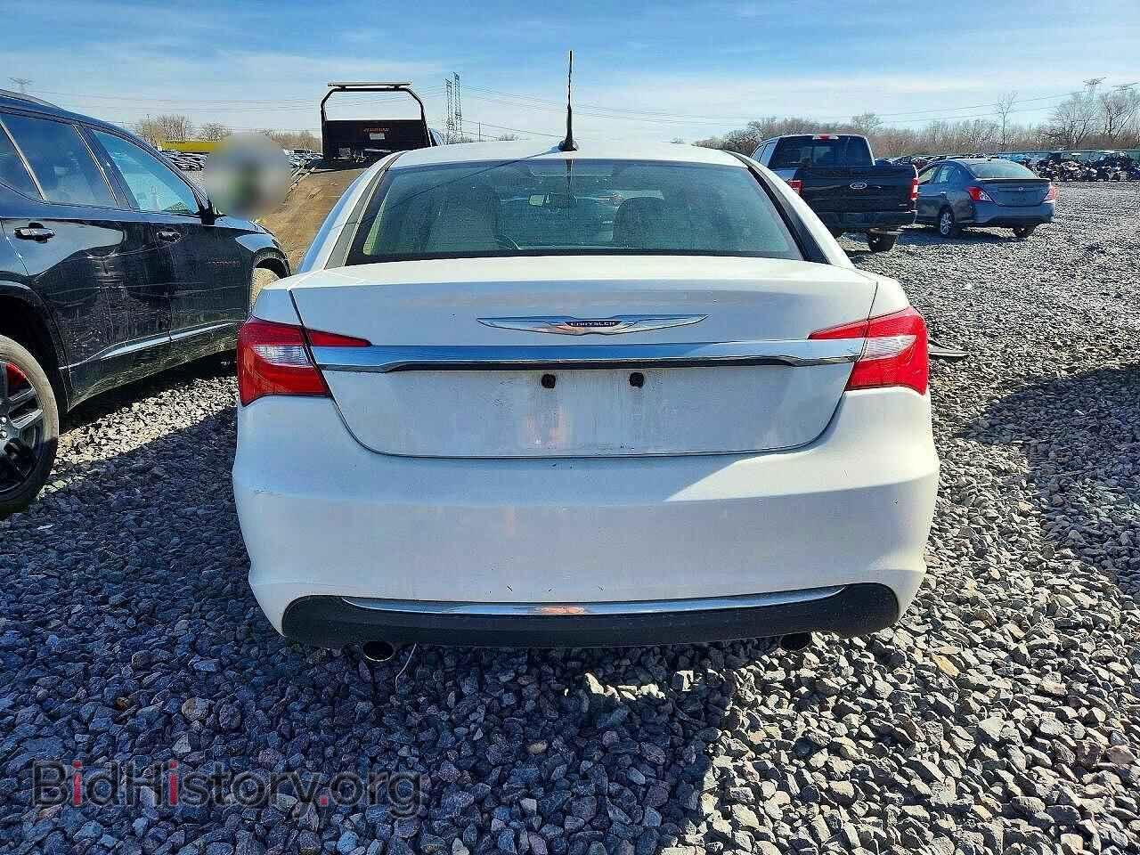 2011 CHRYSLER 200 - VIN: 1C3BC2FG2BN505791 - Photo 6