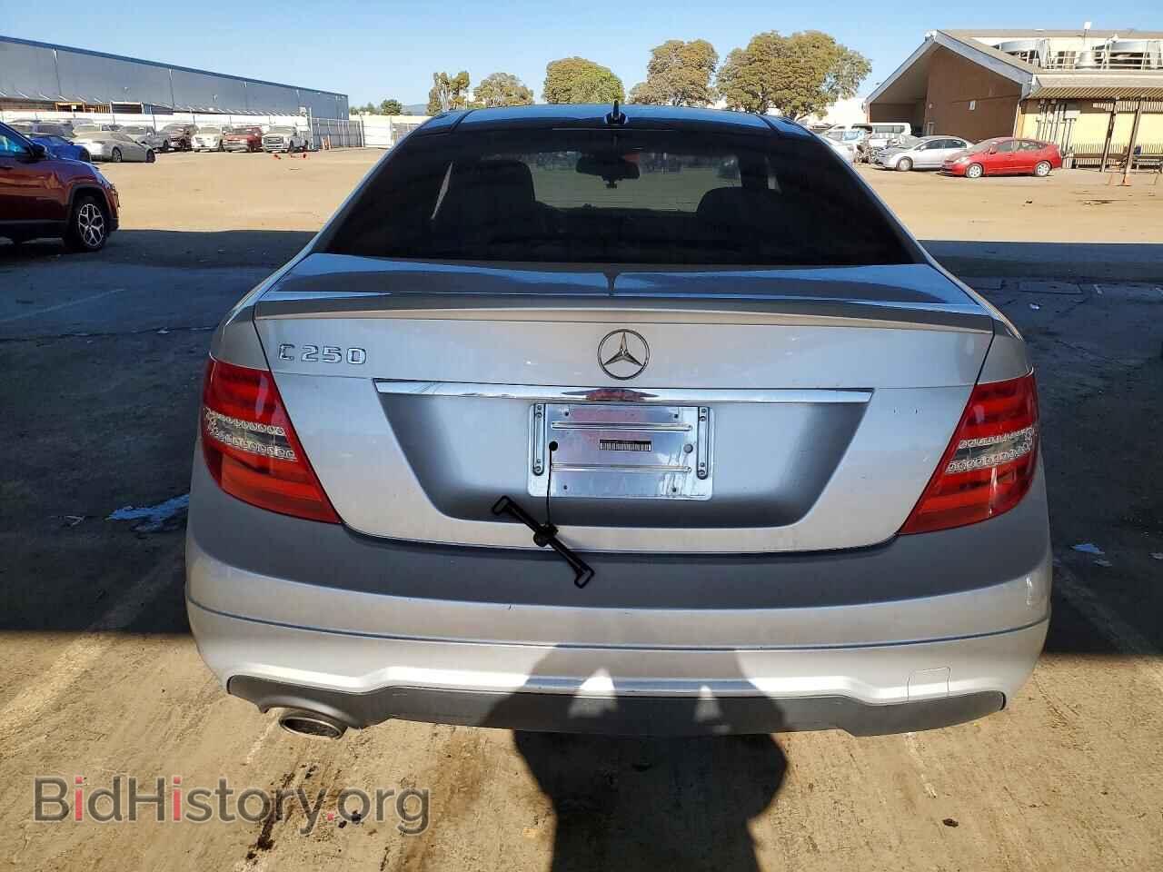2012 MERCEDES-BENZ C-CLASS - VIN: WDDGJ4HB4CF886355 - Фото 6