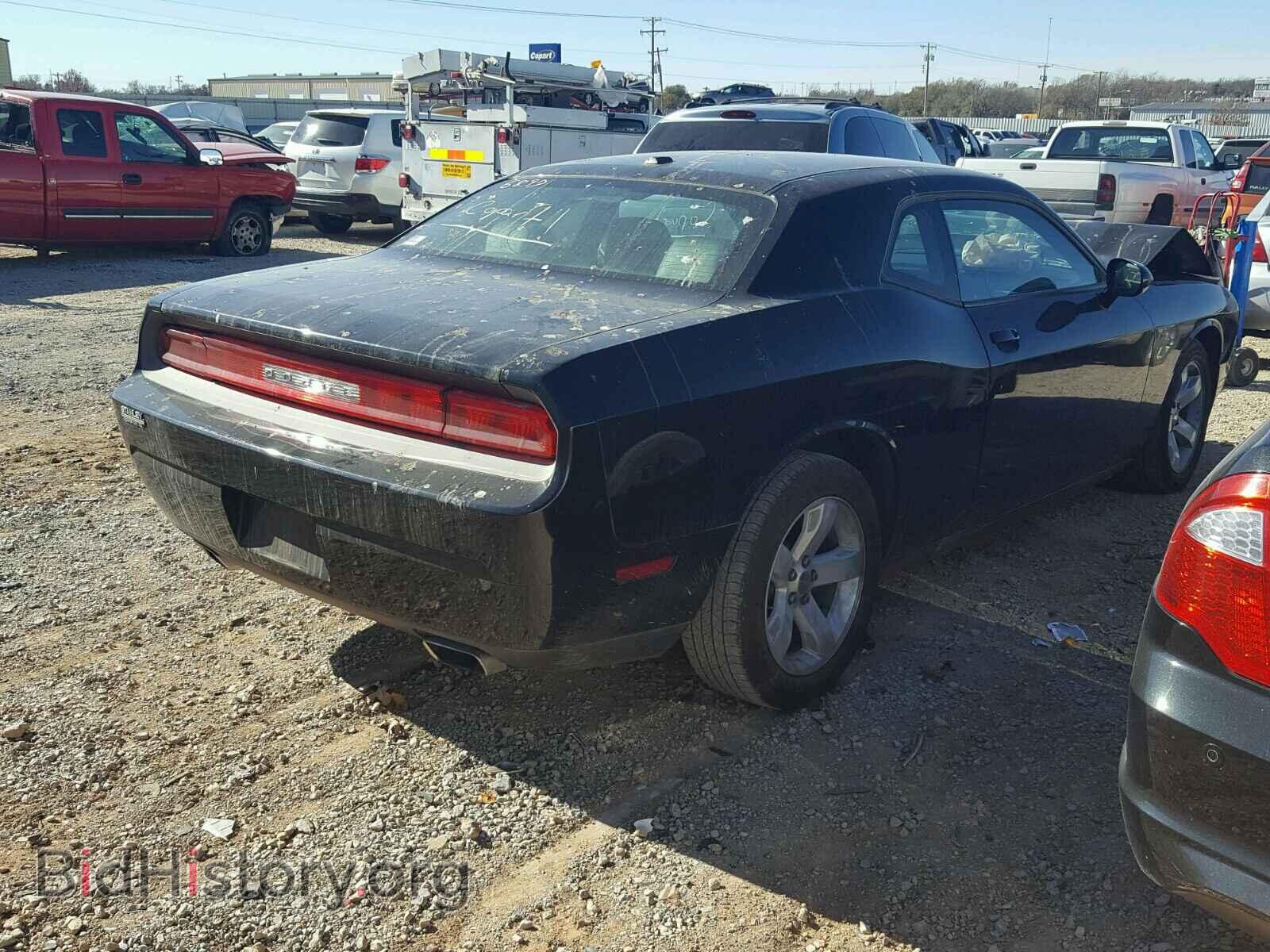 2012 DODGE CHALLENGER - VIN: 2C3CDYAG5CH206897 - Photo 3