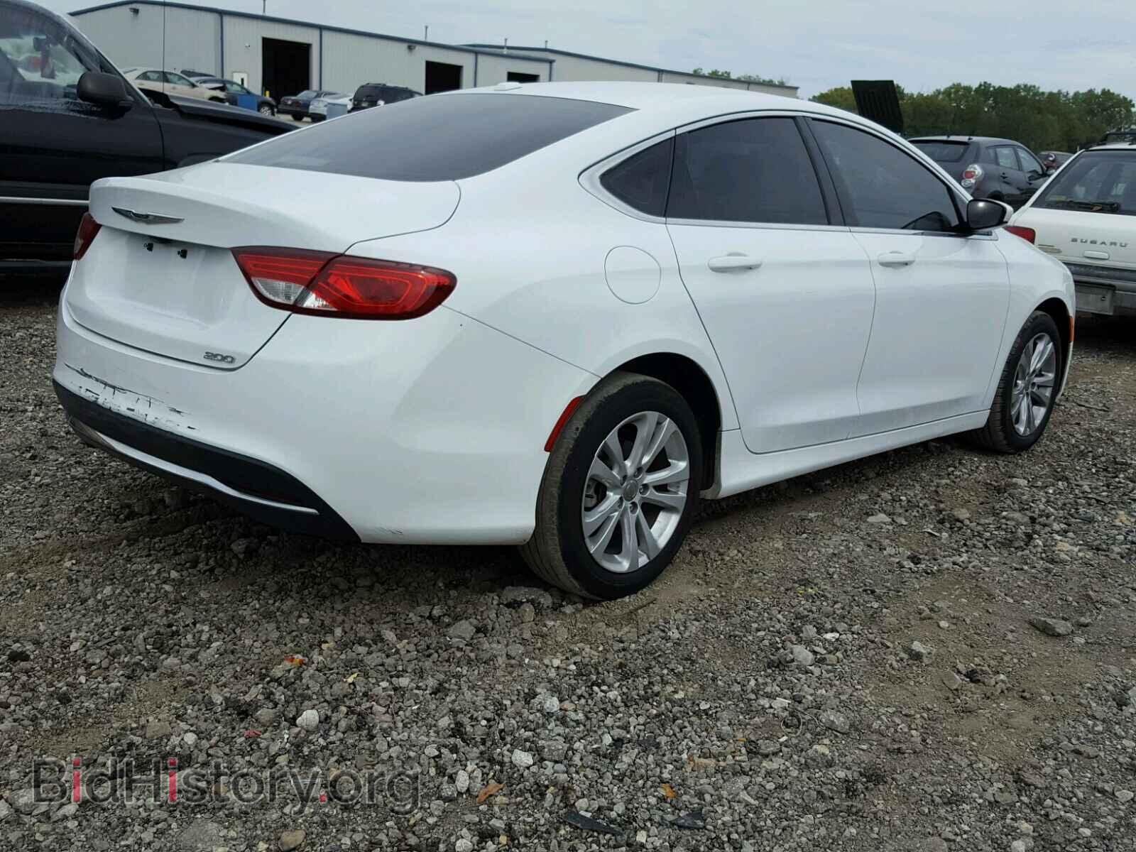 2016 CHRYSLER 200 - VIN: 1C3CCCAB6GN164070 - Фото 4
