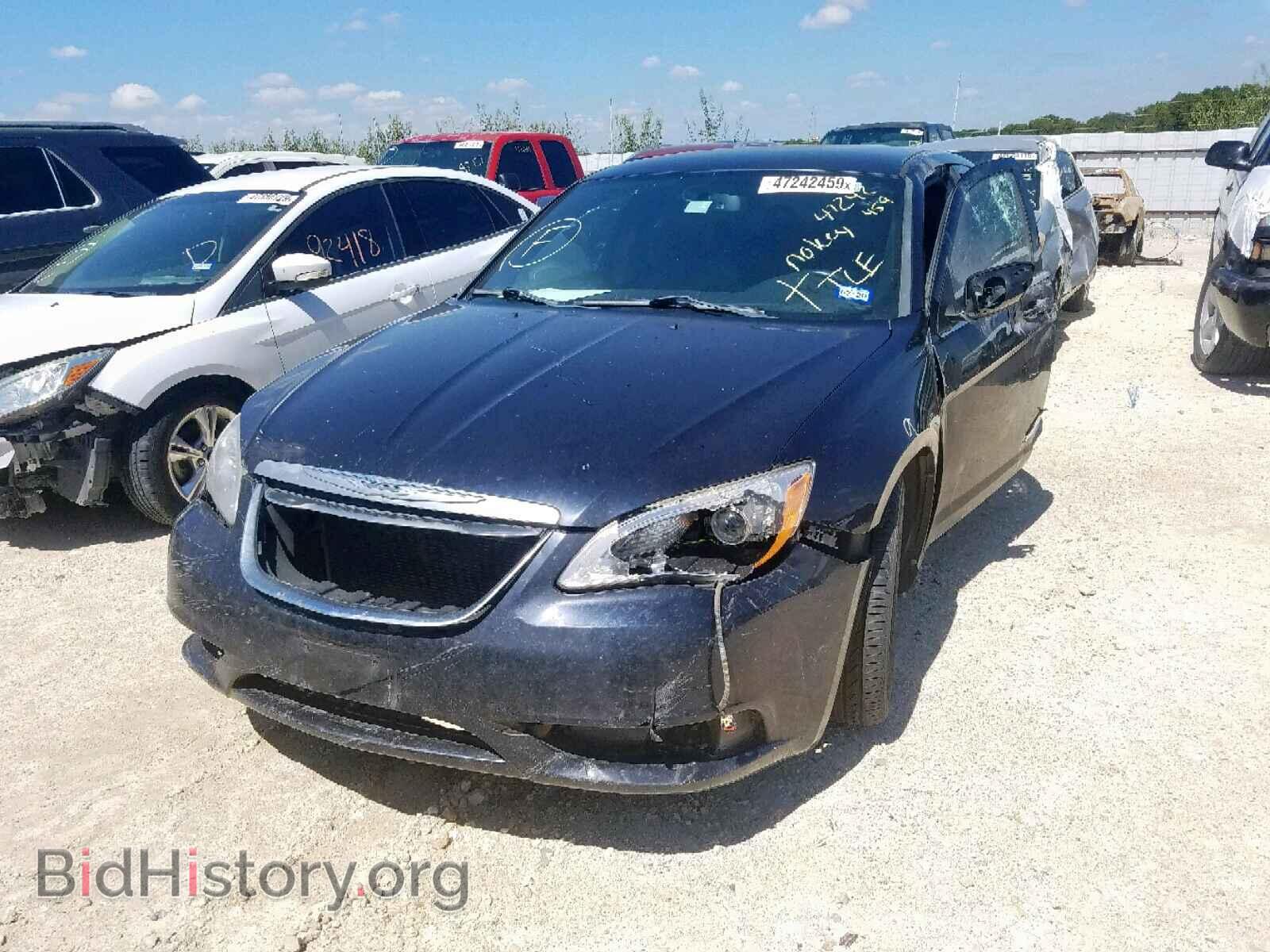 2011 CHRYSLER 200 - VIN: 1C3BC2FB5BN594177 - Photo 2