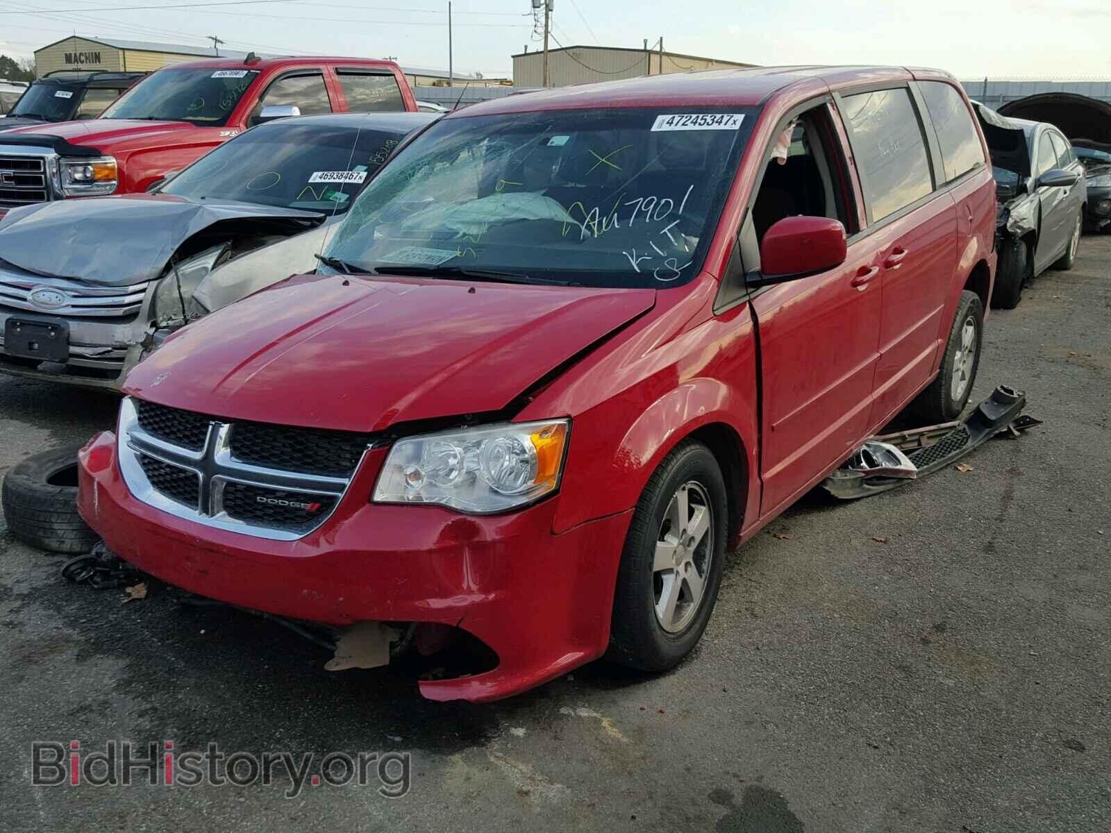 2013 DODGE CARAVAN - VIN: 2C4RDGCG3DR522209 - Фото 2