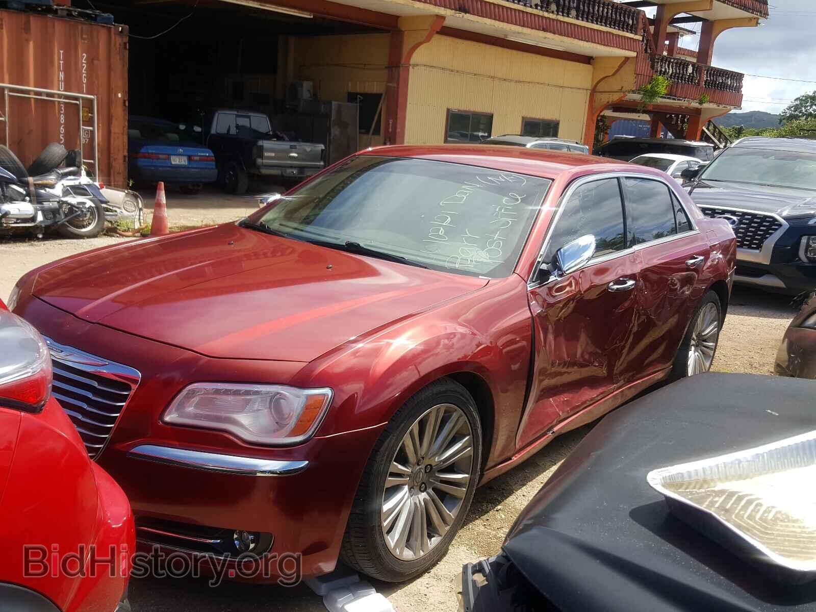 2013 CHRYSLER 300 - VIN: 2C3CCAET4DH577424 - Фото 2