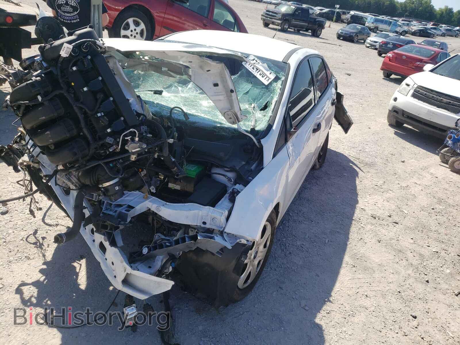 2016 FORD FOCUS - VIN: 1FADP3E22GL329645 - Photo 2