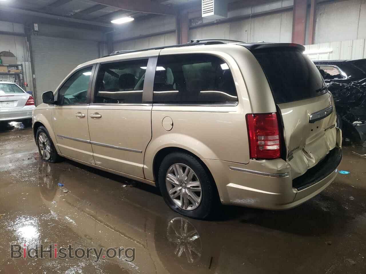 2010 CHRYSLER MINIVAN - VIN: 2A4RR5D16AR286533 - Фото 2