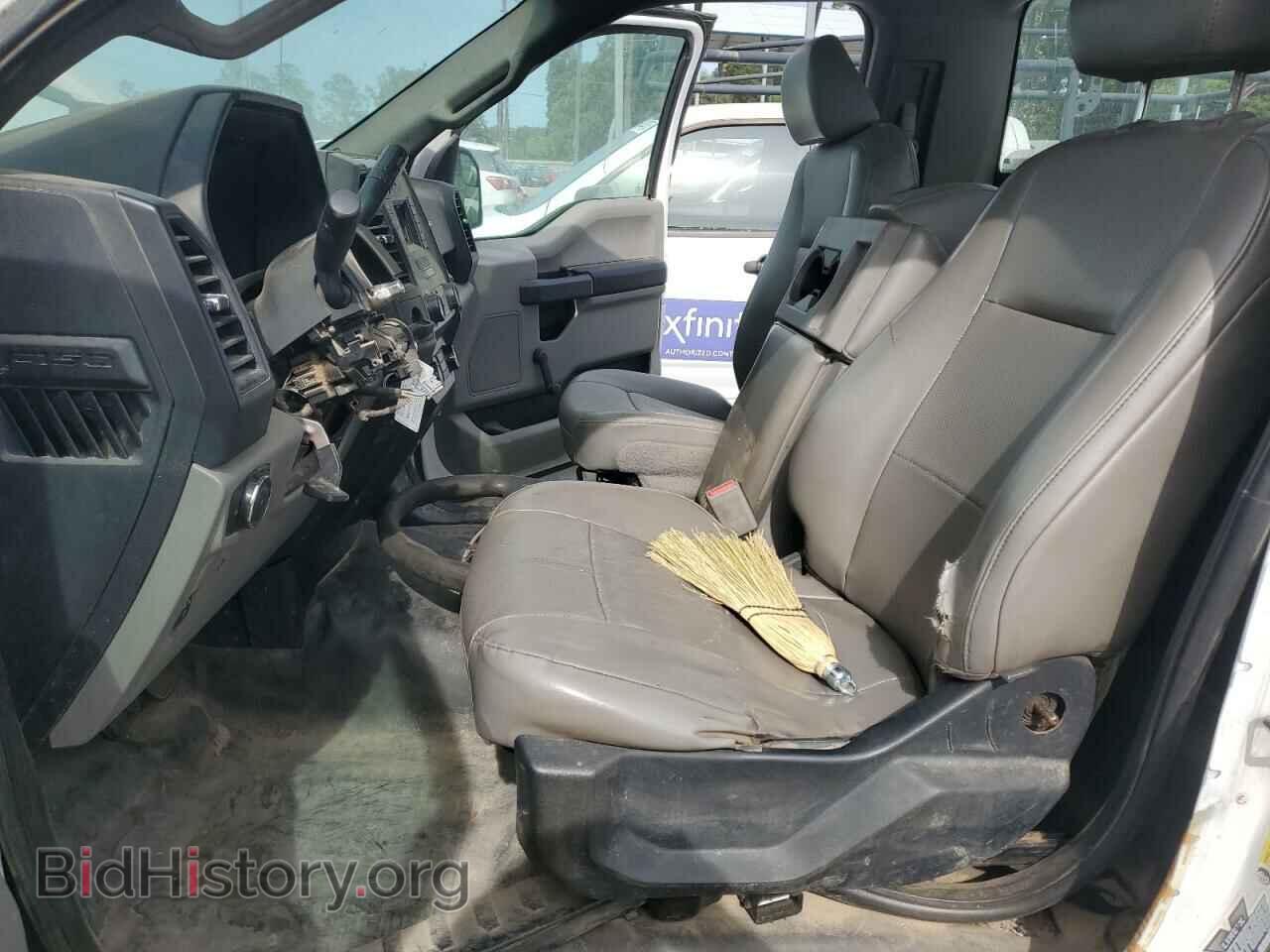 2017 FORD All Models - VIN: 1FTMF1C82HFC49500 - Фото 7