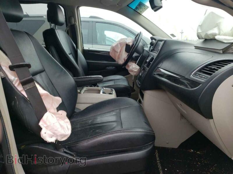 2016 Chrysler MINIVAN (VIN 2C4RC1BG3GR297781) — photo 5 of 10