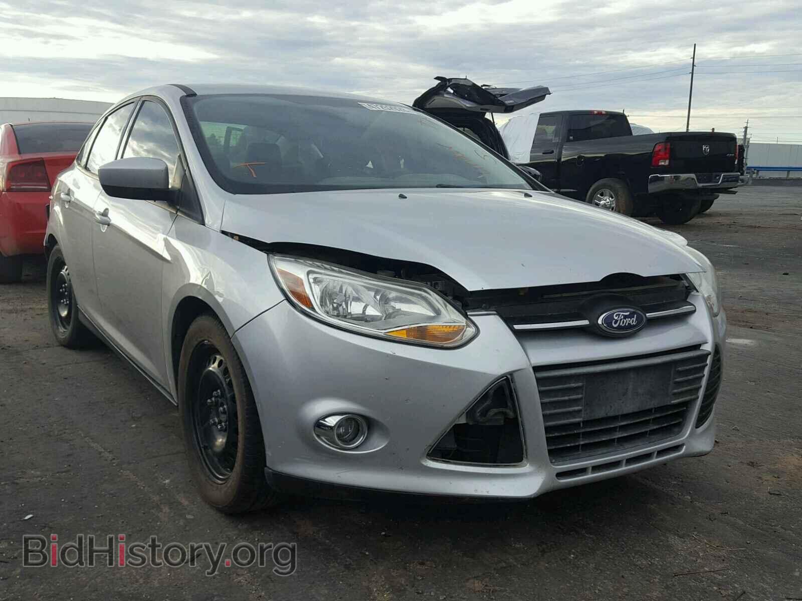 Photo 1FAHP3F23CL129285 - FORD FOCUS 2012