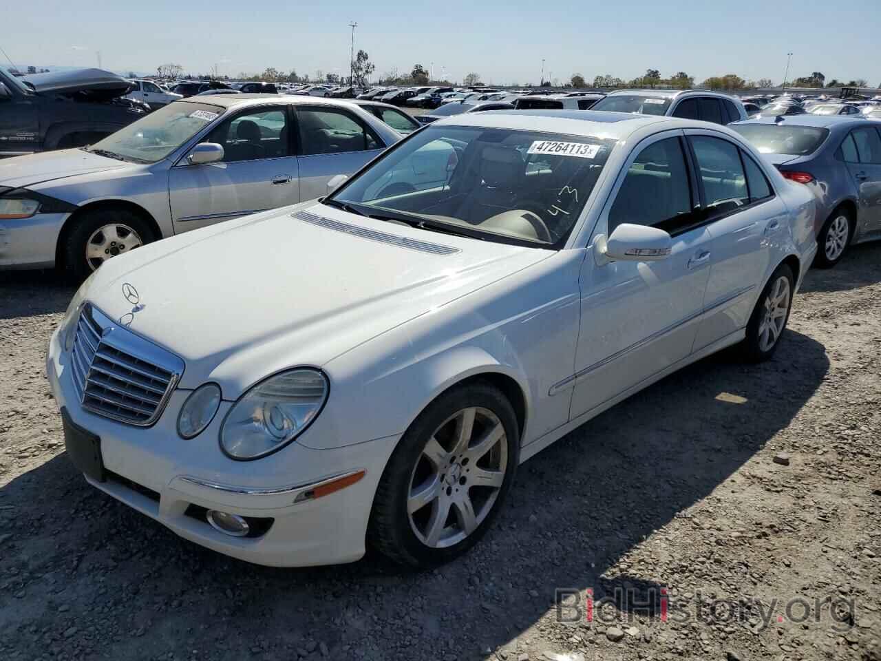 Photo WDBUF56X37B006017 - MERCEDES-BENZ E-CLASS 2007