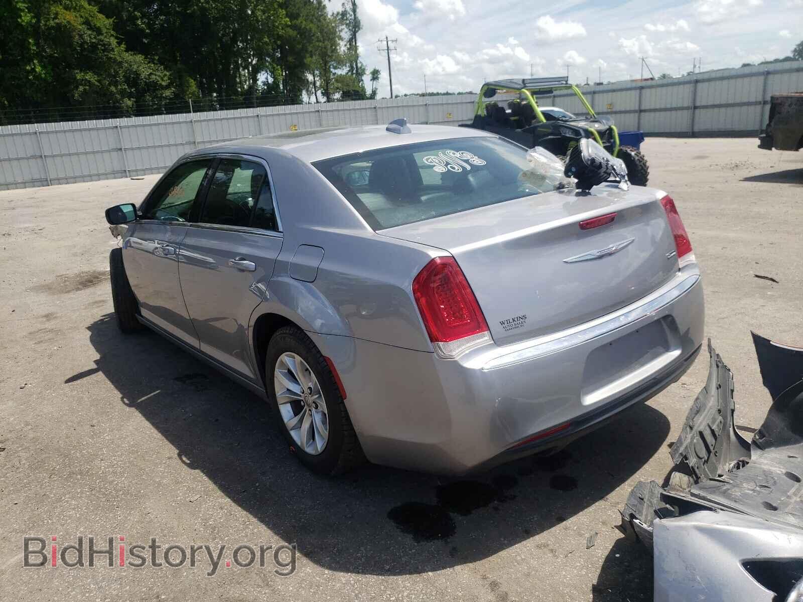 2016 CHRYSLER 300 - VIN: 2C3CCAAG2GH197706 - Фото 3