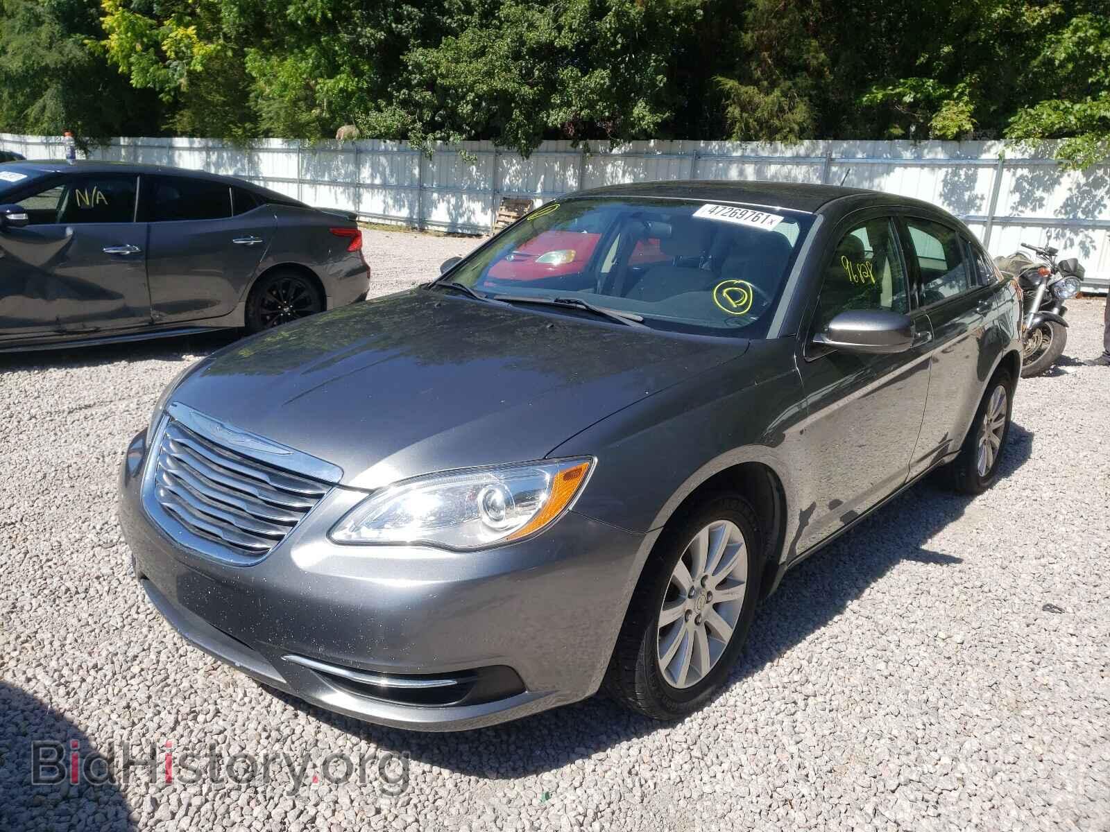 2013 CHRYSLER 200 - VIN: 1C3CCBBB5DN546028 - Фото 2