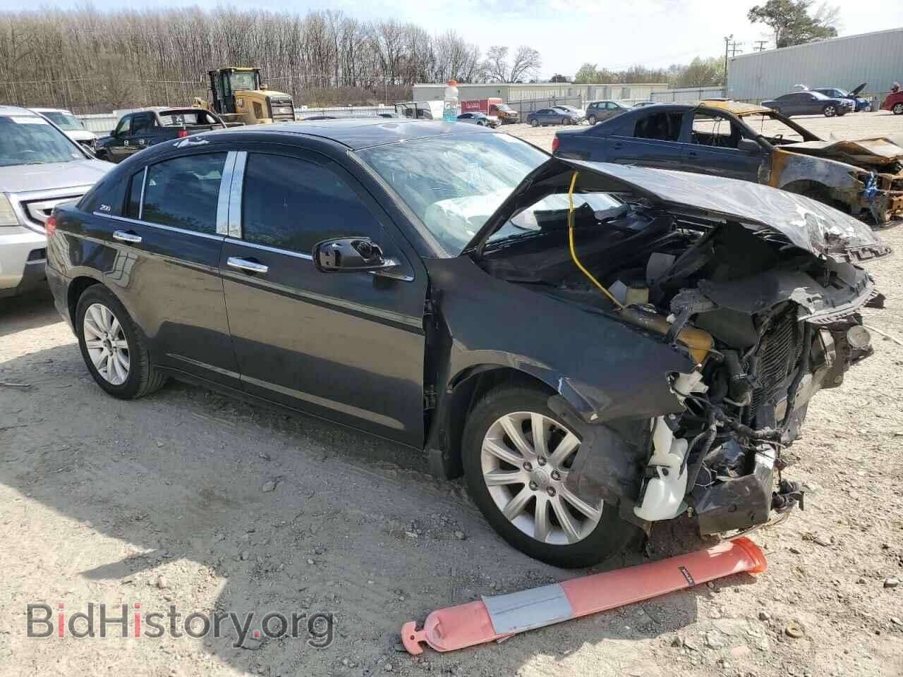 2011 CHRYSLER 200 - VIN: 1C3BC1FG1BN503721 - Photo 4
