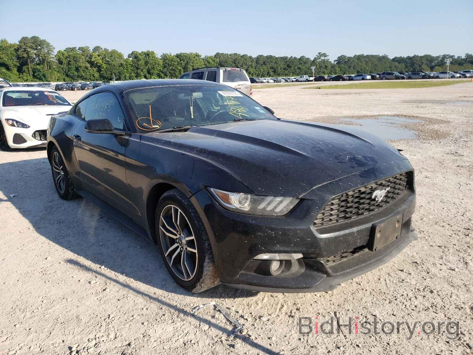 Photo 1FA6P8TH1F5365696 - FORD MUSTANG 2015